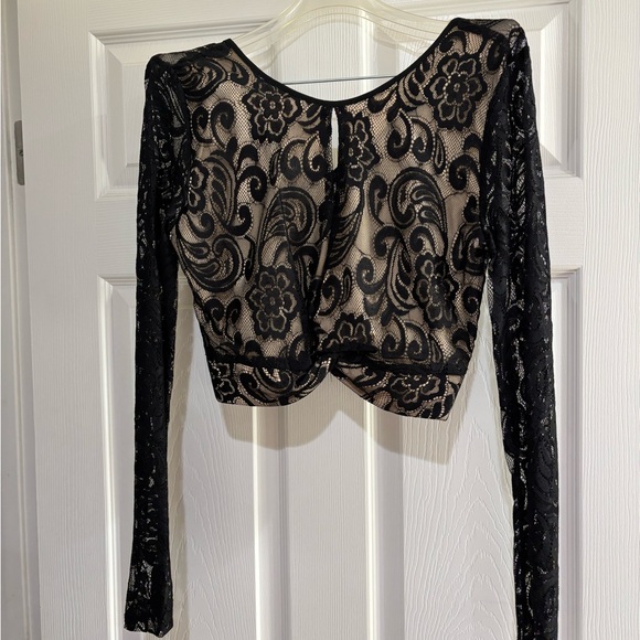 Jealous Tomato Black Floral Lace Blouse - Picture 1 of 3